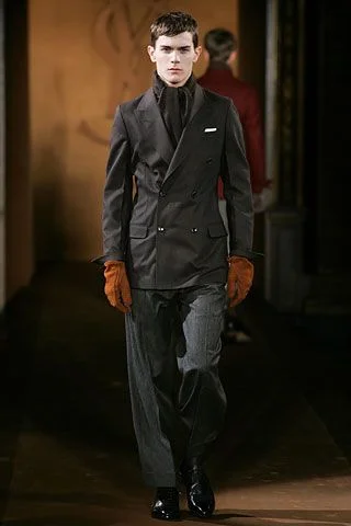 Look 28